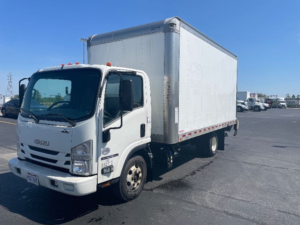 Light Duty Box Truck-Light and Medium Duty Trucks-Isuzu-2020-NPR-Columbus-OH-113,405\n\t\tmiles-$ 39,250 - Image 3