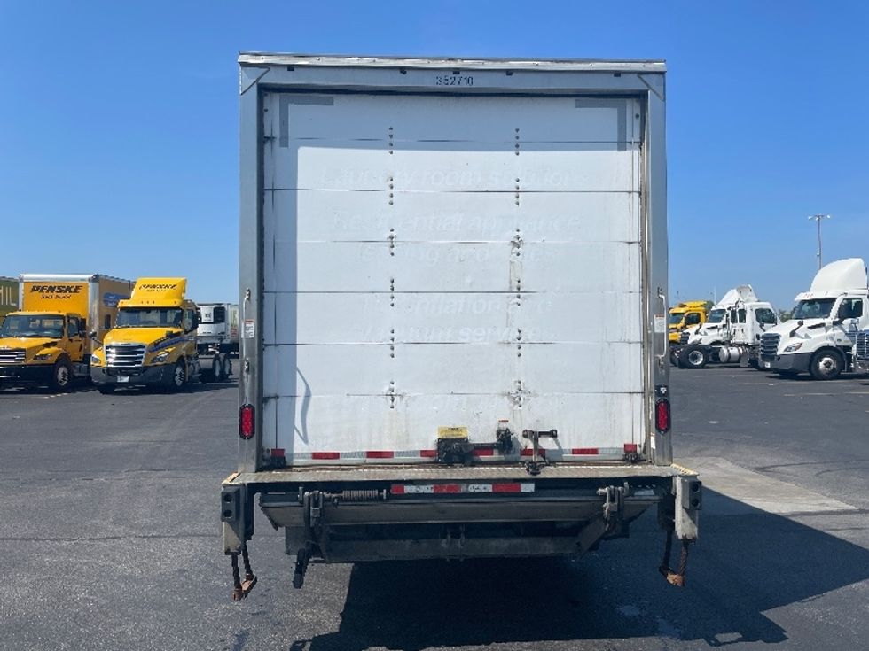 Light Duty Box Truck-Light and Medium Duty Trucks-Isuzu-2020-NPR-Columbus-OH-113,405\n\t\tmiles-$ 39,250 - Image 7