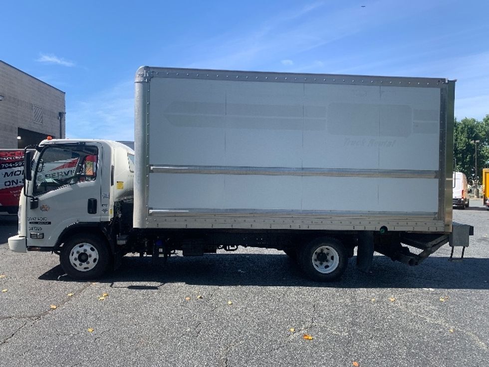 Light Duty Box Truck-Light and Medium Duty Trucks-Isuzu-2020-NPR-Concord-NC-97,787\n\t\tmiles-$ 43,500 - Image 4