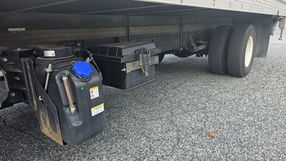 Light Duty Box Truck-Light and Medium Duty Trucks-Isuzu-2020-NPR-Concord-NC-97,787\n\t\tmiles-$ 43,500 - Image 5