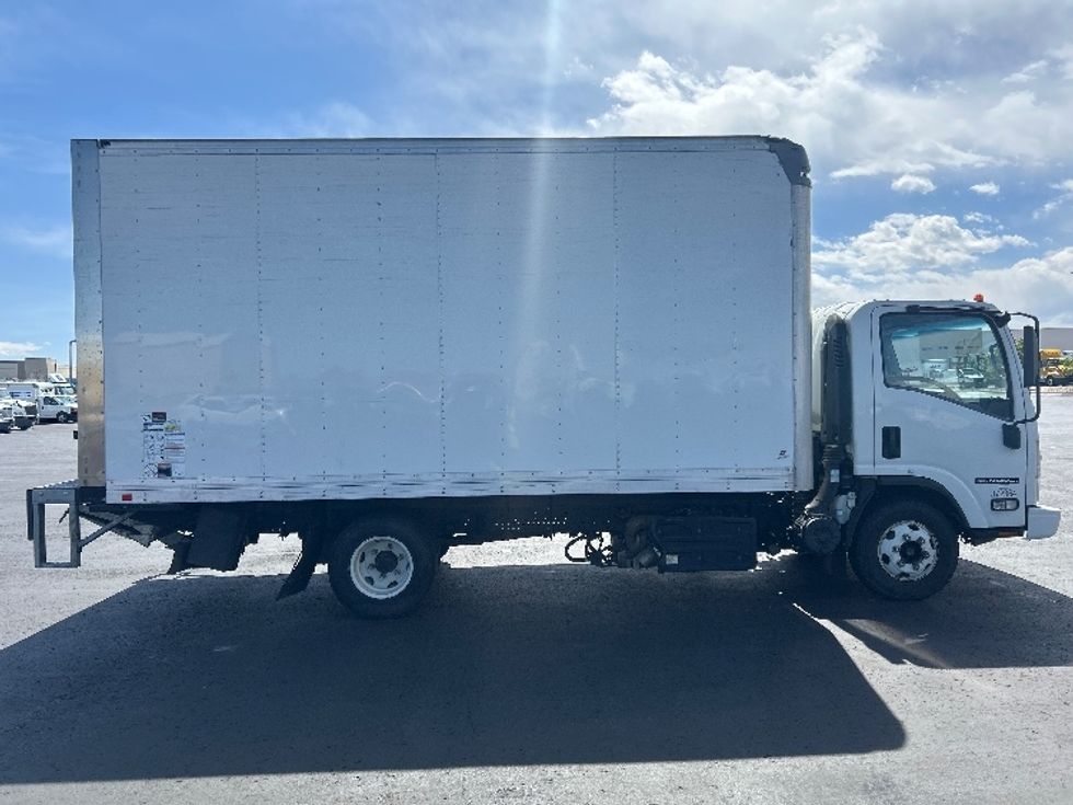 Light Duty Box Truck-Light and Medium Duty Trucks-Isuzu-2020-NPR-Denver-CO-25,634\n\t\tmiles-$ 52,250 - Image 14