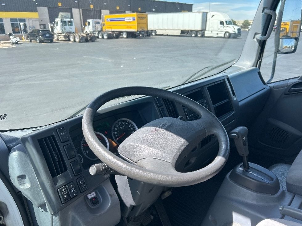 Light Duty Box Truck-Light and Medium Duty Trucks-Isuzu-2020-NPR-Denver-CO-25,634\n\t\tmiles-$ 52,250 - Image 16
