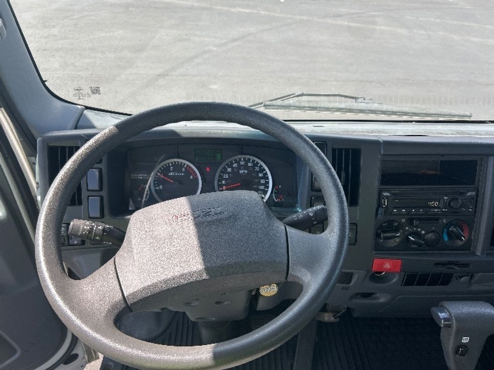 Light Duty Box Truck-Light and Medium Duty Trucks-Isuzu-2020-NPR-Denver-CO-25,634\n\t\tmiles-$ 52,250 - Image 17