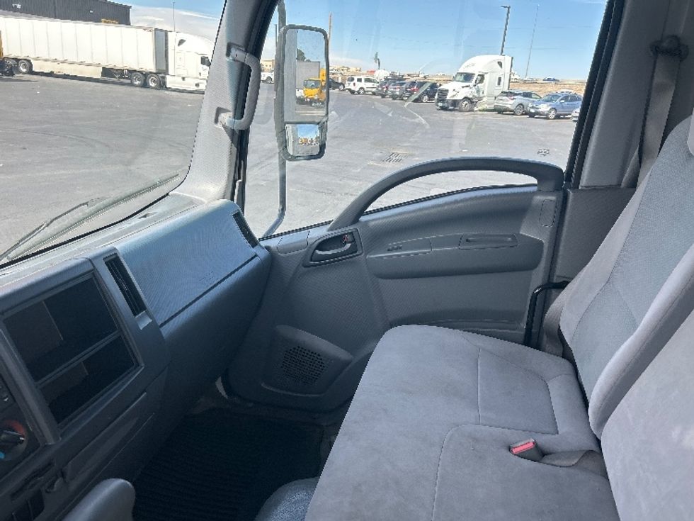 Light Duty Box Truck-Light and Medium Duty Trucks-Isuzu-2020-NPR-Denver-CO-25,634\n\t\tmiles-$ 52,250 - Image 18