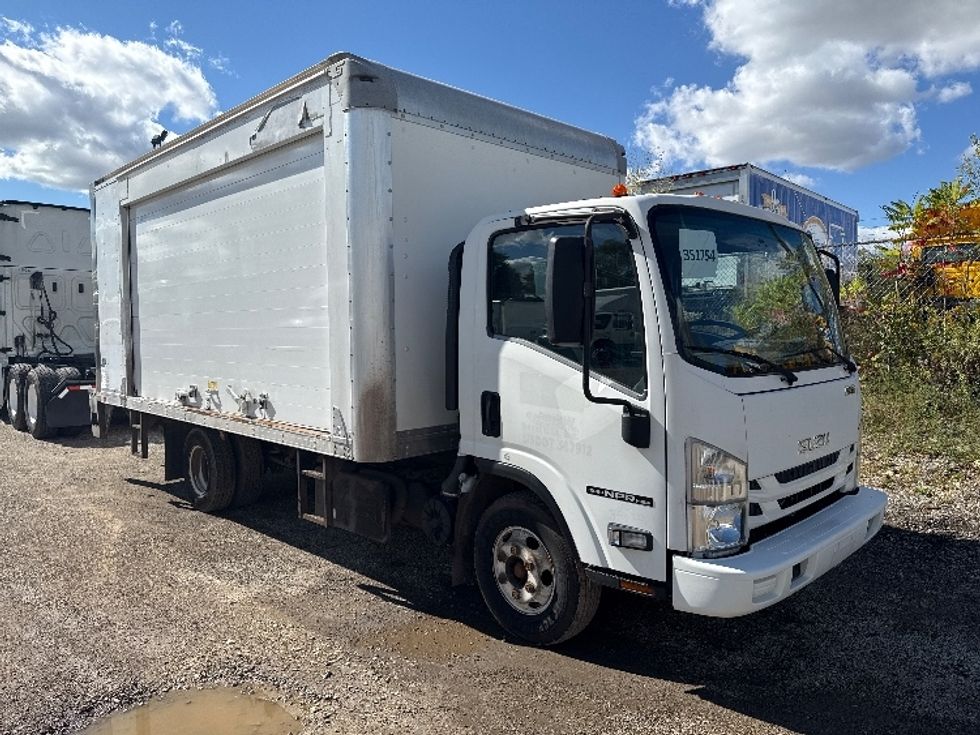 Light Duty Box Truck-Light and Medium Duty Trucks-Isuzu-2020-NPR-East Chicago-IN-138,517\n\t\tmiles-$ 31,000 - Image 1