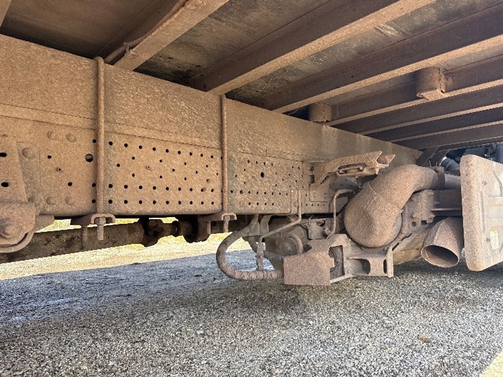 Light Duty Box Truck-Light and Medium Duty Trucks-Isuzu-2020-NPR-East Chicago-IN-138,517\n\t\tmiles-$ 31,000 - Image 14