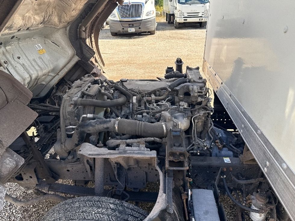 Light Duty Box Truck-Light and Medium Duty Trucks-Isuzu-2020-NPR-East Chicago-IN-138,517\n\t\tmiles-$ 31,000 - Image 24