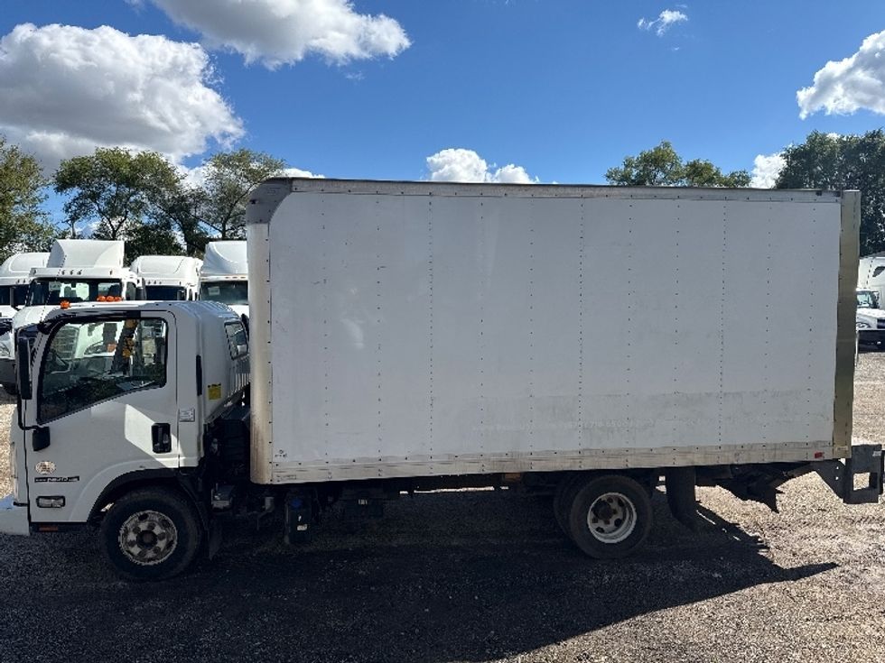 Light Duty Box Truck-Light and Medium Duty Trucks-Isuzu-2020-NPR-East Chicago-IN-138,517\n\t\tmiles-$ 31,000 - Image 4
