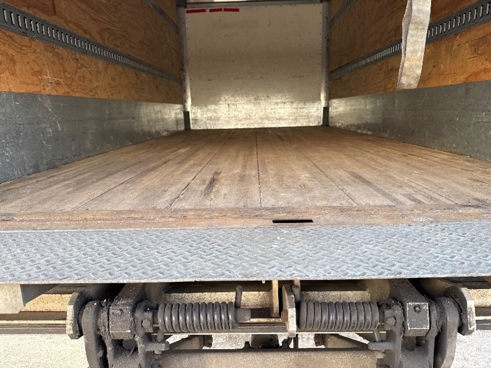 Light Duty Box Truck-Light and Medium Duty Trucks-Isuzu-2020-NPR-East Chicago-IN-92,888\n\t\tmiles-$ 38,500 - Image 10