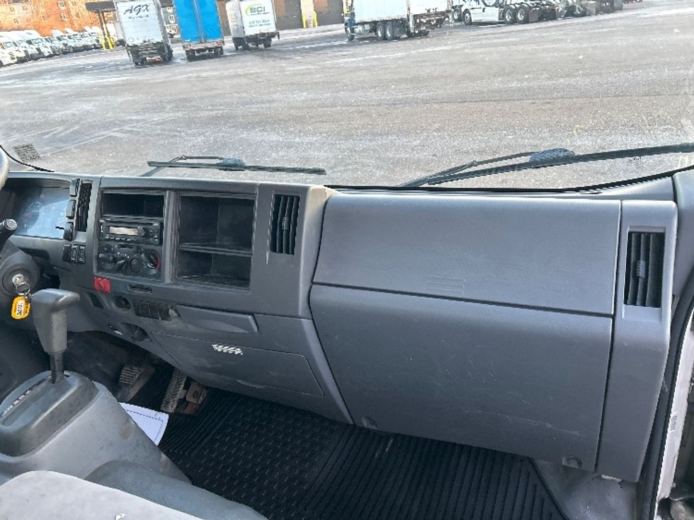 Light Duty Box Truck-Light and Medium Duty Trucks-Isuzu-2020-NPR EFI-Akron-OH-152,956\n\t\tmiles-$ 29,250 - Image 21