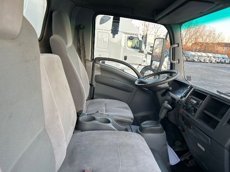 Light Duty Box Truck-Light and Medium Duty Trucks-Isuzu-2020-NPR EFI-Akron-OH-152,956\n\t\tmiles-$ 29,250 - Image 22