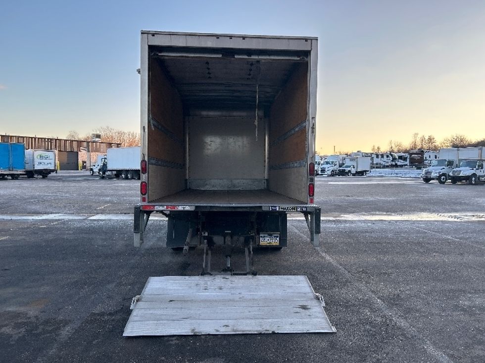Light Duty Box Truck-Light and Medium Duty Trucks-Isuzu-2020-NPR EFI-Akron-OH-152,956\n\t\tmiles-$ 29,250 - Image 9