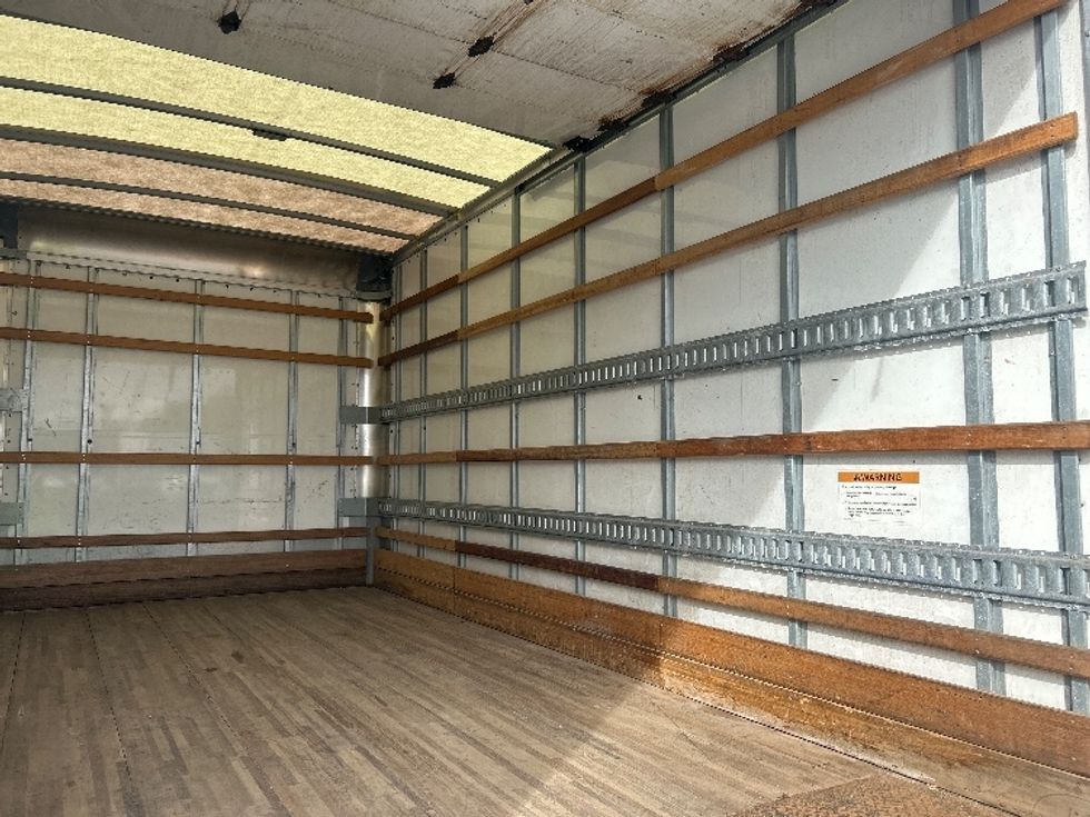 Light Duty Box Truck-Light and Medium Duty Trucks-Isuzu-2020-NPR EFI-Akron-OH-83,554\n\t\tmiles-$ 41,250 - Image 12