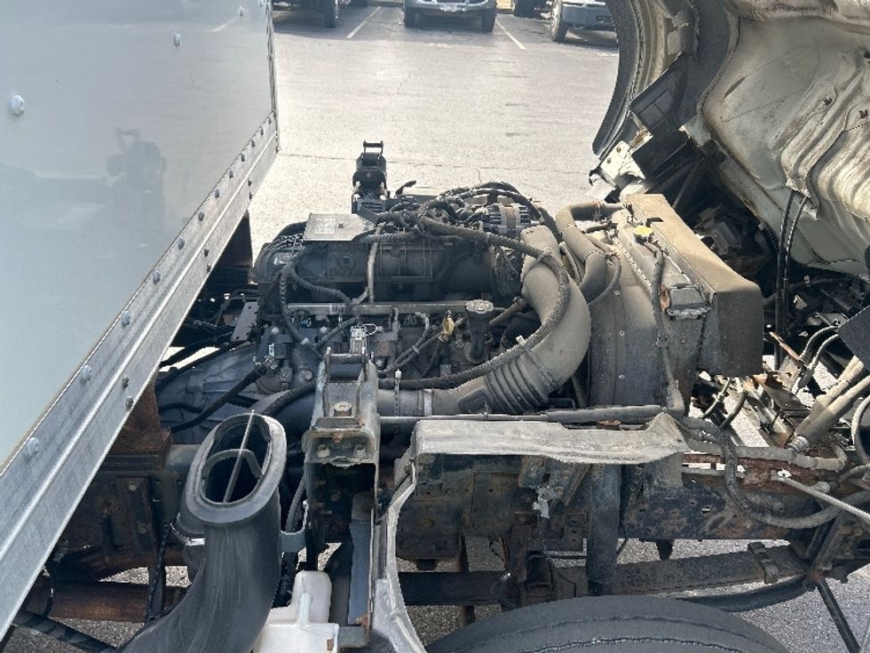 Light Duty Box Truck-Light and Medium Duty Trucks-Isuzu-2020-NPR EFI-Akron-OH-83,554\n\t\tmiles-$ 41,250 - Image 23