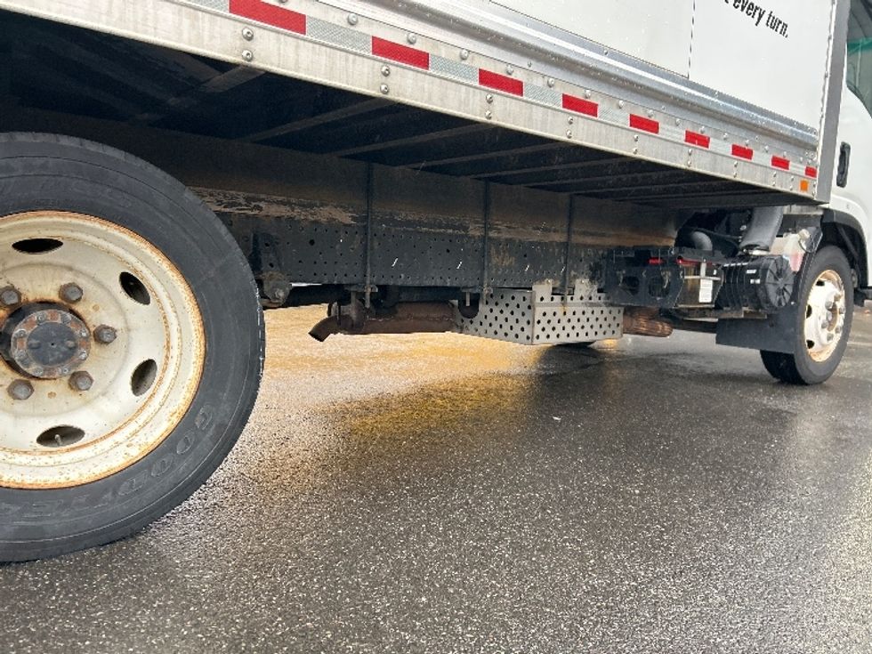 Light Duty Box Truck-Light and Medium Duty Trucks-Isuzu-2020-NPR EFI-Albany-NY-97,517\n\t\tmiles-$ 35,500 - Image 14
