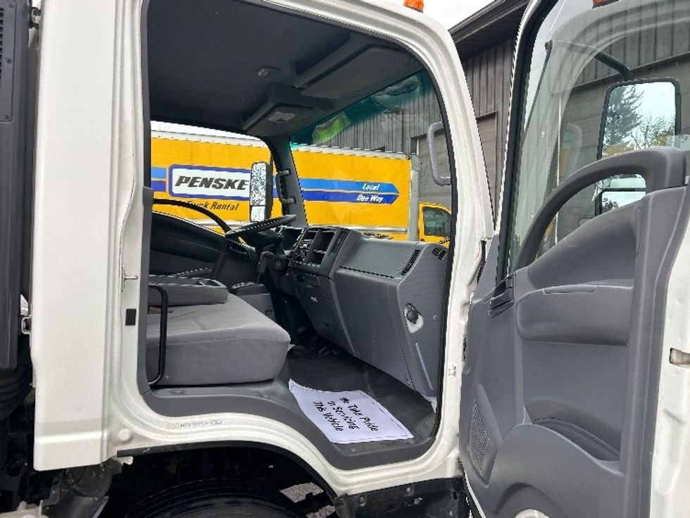 Light Duty Box Truck-Light and Medium Duty Trucks-Isuzu-2020-NPR EFI-Albany-NY-97,517\n\t\tmiles-$ 35,500 - Image 20