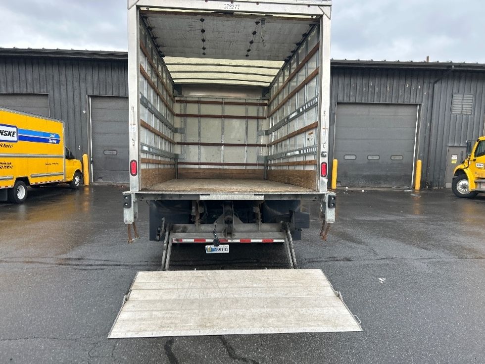 Light Duty Box Truck-Light and Medium Duty Trucks-Isuzu-2020-NPR EFI-Albany-NY-97,517\n\t\tmiles-$ 35,500 - Image 9