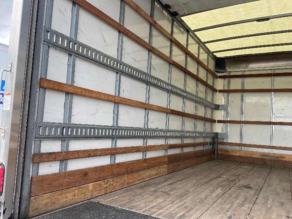 Light Duty Box Truck-Light and Medium Duty Trucks-Isuzu-2020-NPR EFI-Albuquerque-NM-87,532\n\t\tmiles-$ 42,500 - Image 11