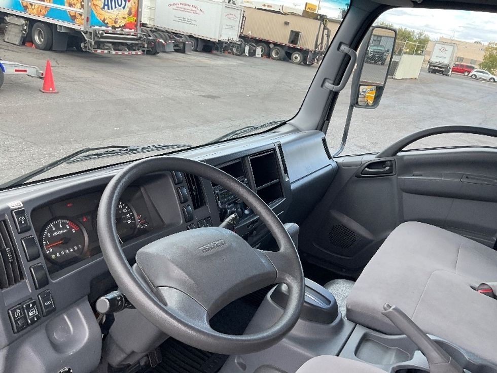 Light Duty Box Truck-Light and Medium Duty Trucks-Isuzu-2020-NPR EFI-Albuquerque-NM-87,532\n\t\tmiles-$ 42,500 - Image 17