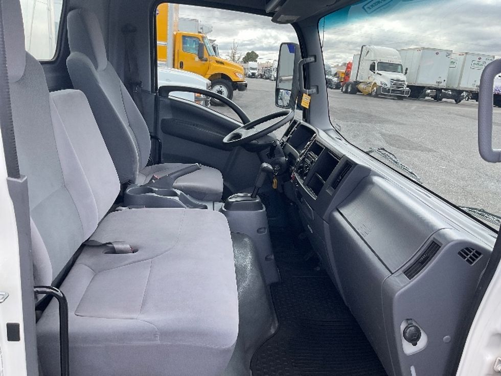 Light Duty Box Truck-Light and Medium Duty Trucks-Isuzu-2020-NPR EFI-Albuquerque-NM-87,532\n\t\tmiles-$ 42,500 - Image 22