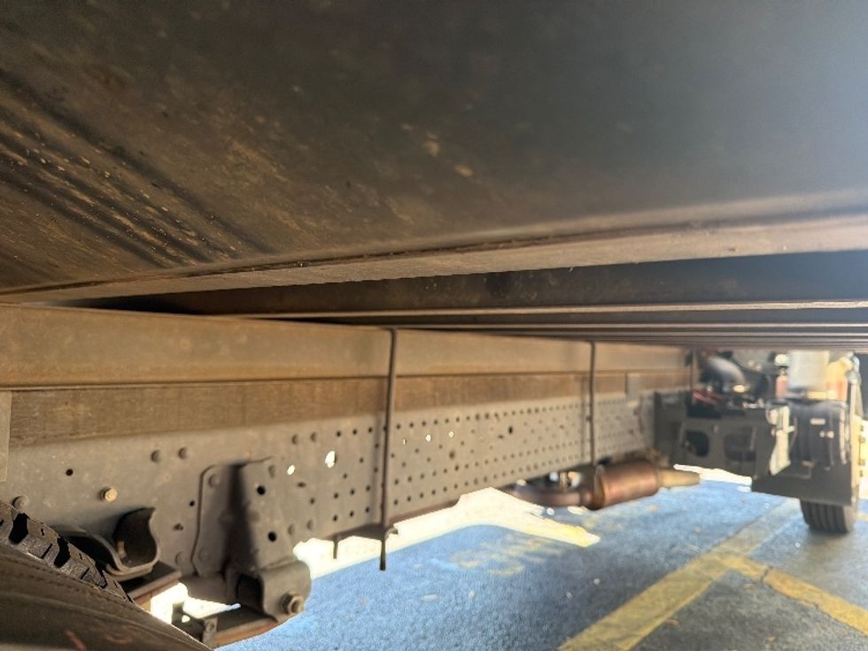 Light Duty Box Truck-Light and Medium Duty Trucks-Isuzu-2020-NPR EFI-Atlanta-GA-85,897\n\t\tmiles-$ 41,000 - Image 14