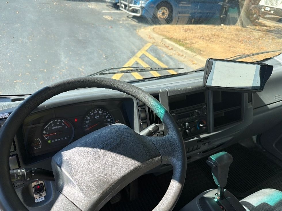 Light Duty Box Truck-Light and Medium Duty Trucks-Isuzu-2020-NPR EFI-Atlanta-GA-85,897\n\t\tmiles-$ 41,000 - Image 19