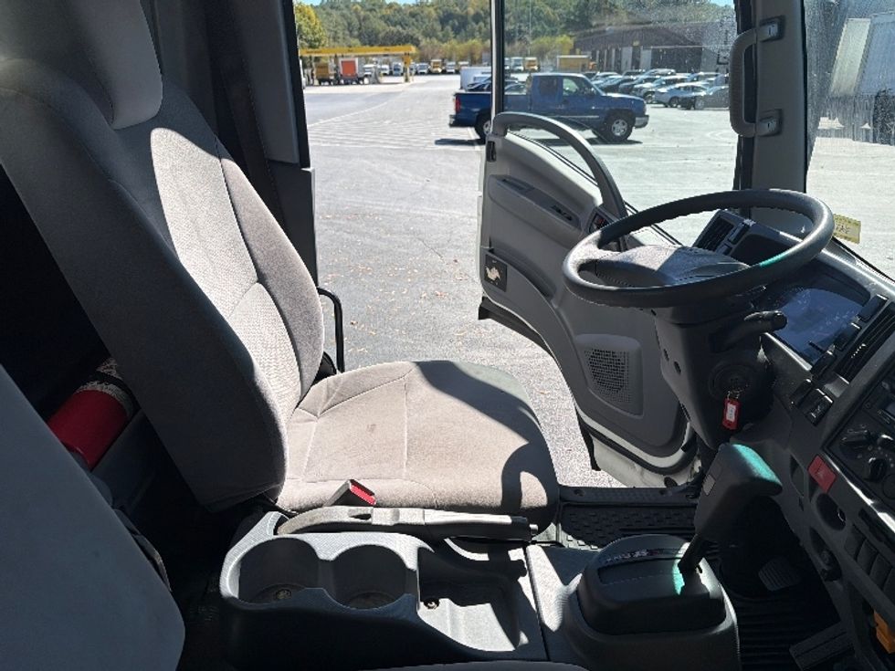 Light Duty Box Truck-Light and Medium Duty Trucks-Isuzu-2020-NPR EFI-Atlanta-GA-85,897\n\t\tmiles-$ 41,000 - Image 22