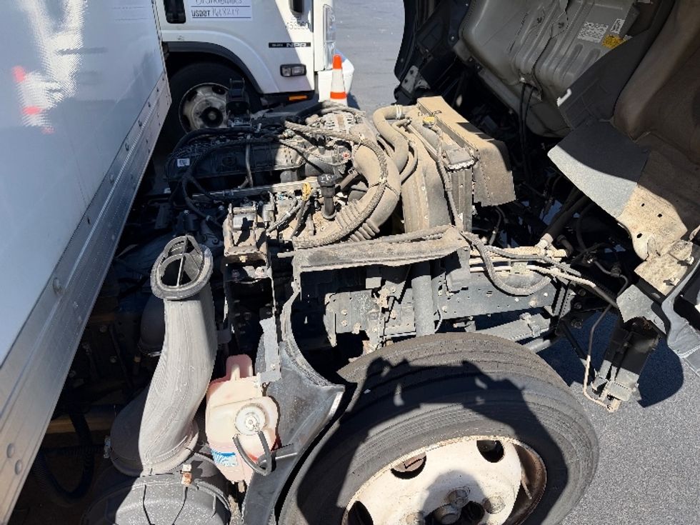 Light Duty Box Truck-Light and Medium Duty Trucks-Isuzu-2020-NPR EFI-Atlanta-GA-85,897\n\t\tmiles-$ 41,000 - Image 23