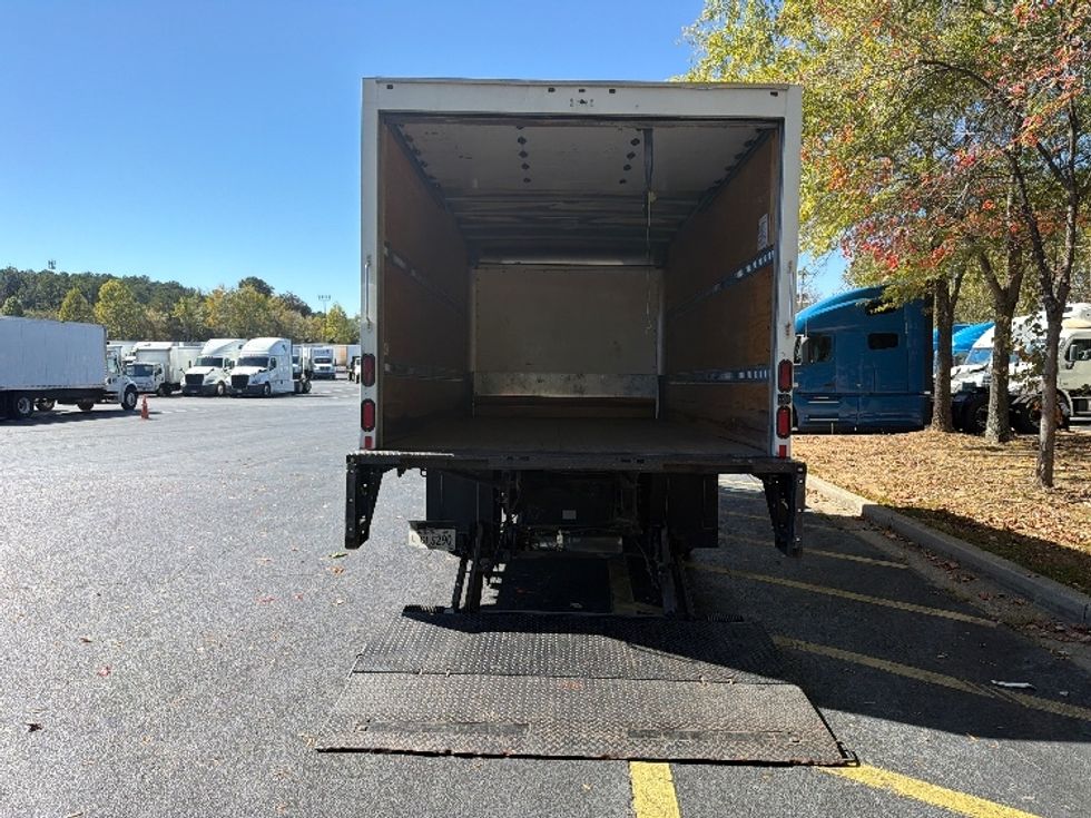 Light Duty Box Truck-Light and Medium Duty Trucks-Isuzu-2020-NPR EFI-Atlanta-GA-85,897\n\t\tmiles-$ 41,000 - Image 9