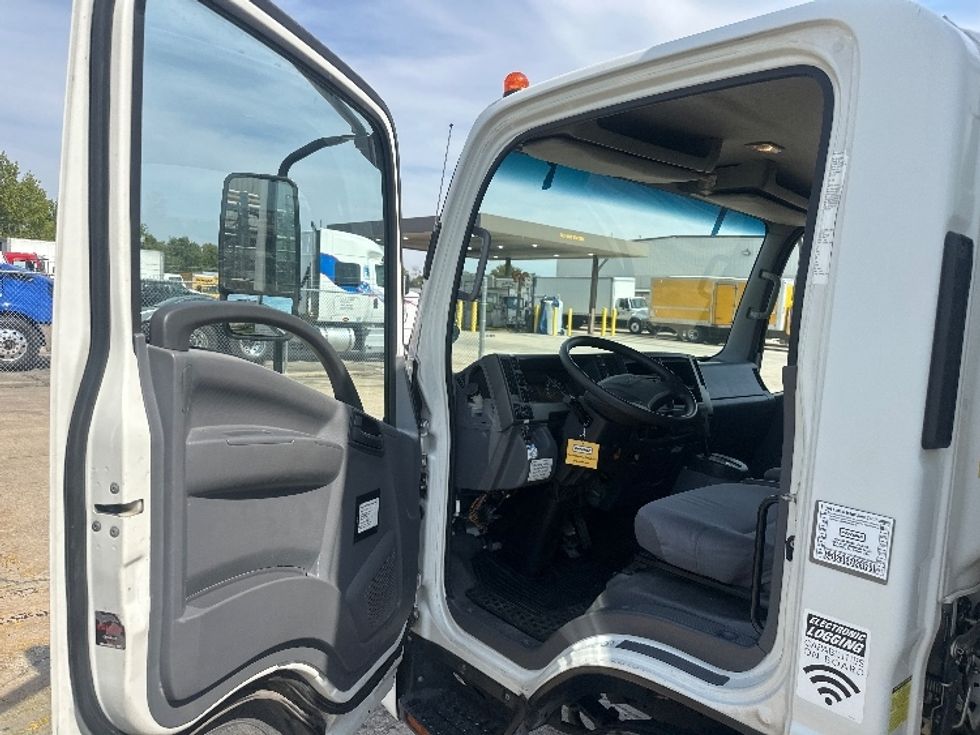 Light Duty Box Truck-Light and Medium Duty Trucks-Isuzu-2020-NPR EFI-Baton Rouge-LA-94,643\n\t\tmiles-$ 40,000 - Image 16