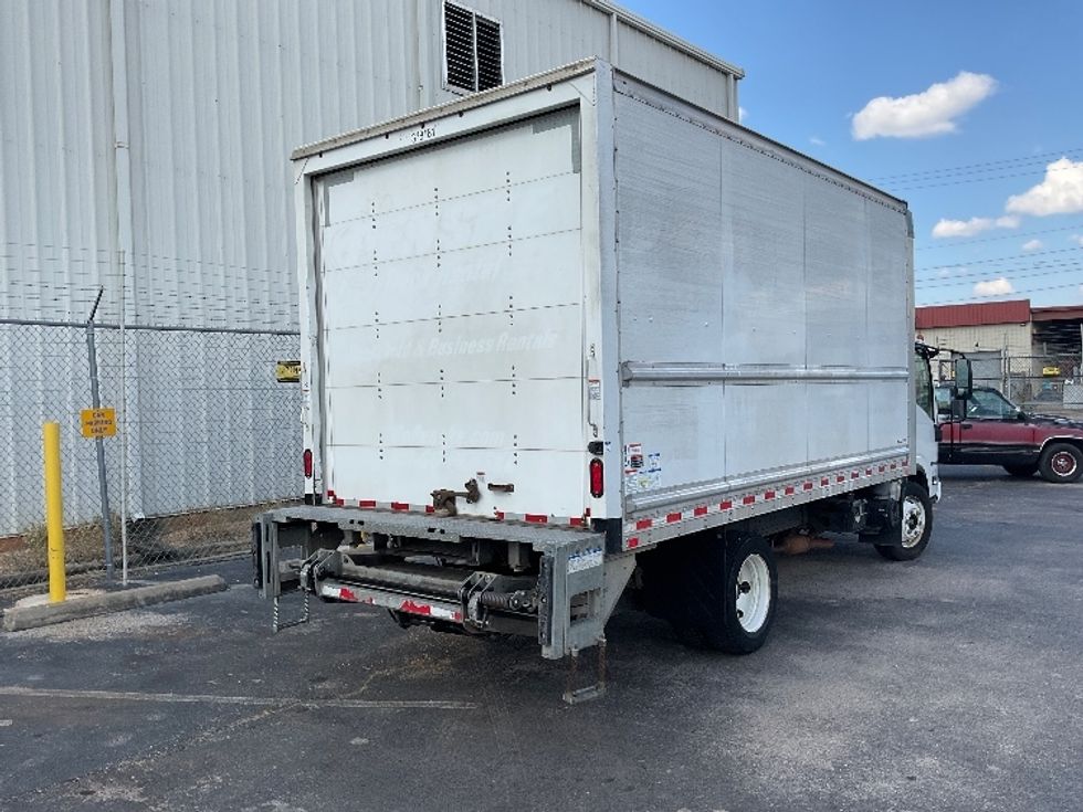 2020 Isuzu NPR photo 11