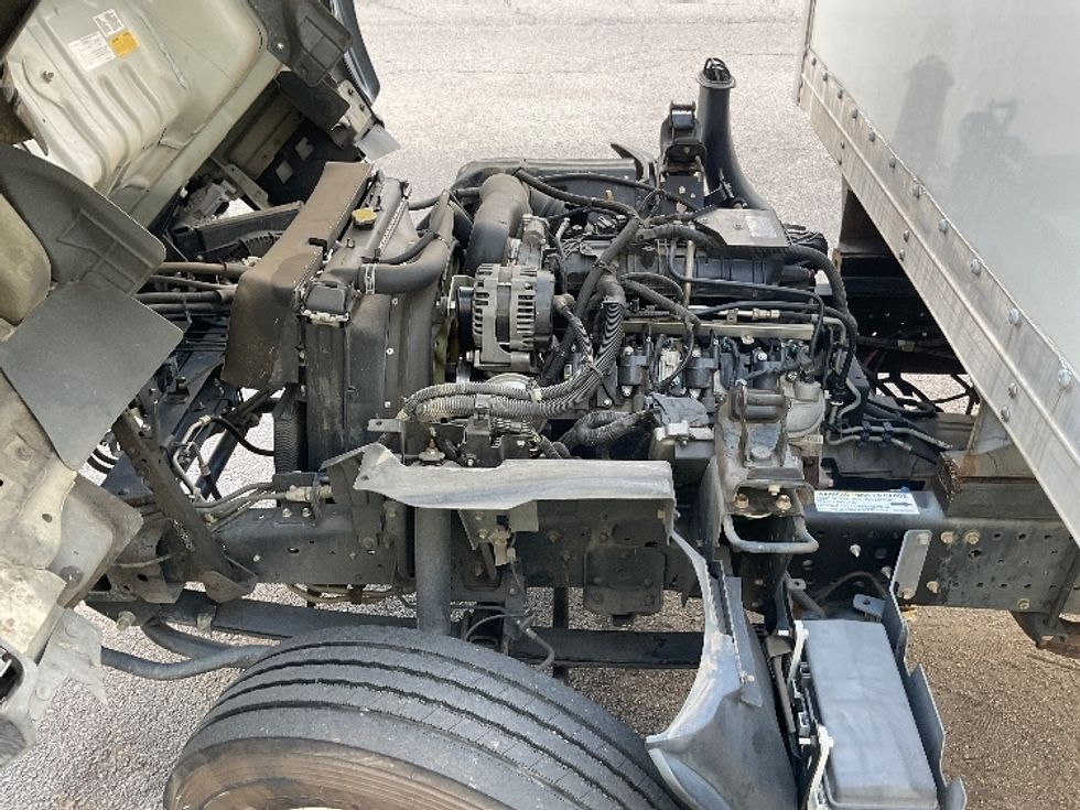 Light Duty Box Truck-Light and Medium Duty Trucks-Isuzu-2020-NPR EFI-Birmingham-AL-134,611\n\t\tmiles-$ 34,500 - Image 24