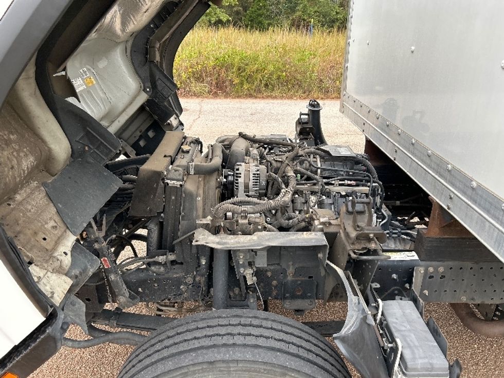 Light Duty Box Truck-Light and Medium Duty Trucks-Isuzu-2020-NPR EFI-Birmingham-AL-96,754\n\t\tmiles-$ 39,750 - Image 24