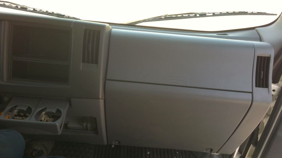 Light Duty Box Truck-Light and Medium Duty Trucks-Isuzu-2020-NPR EFI-Boaz-AL-26,021\n\t\tmiles-$ 46,750 - Image 21