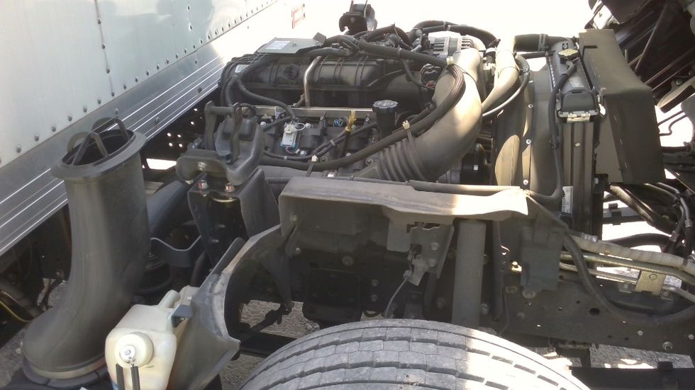 Light Duty Box Truck-Light and Medium Duty Trucks-Isuzu-2020-NPR EFI-Boaz-AL-26,021\n\t\tmiles-$ 46,750 - Image 23