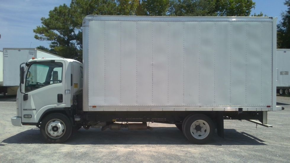 Light Duty Box Truck-Light and Medium Duty Trucks-Isuzu-2020-NPR EFI-Boaz-AL-26,021\n\t\tmiles-$ 46,750 - Image 4