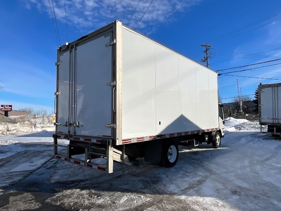 Light Duty Box Truck-Light and Medium Duty Trucks-Isuzu-2020-NPR EFI-Boucherville-PQ-225,600\n\t\tkm-$ 38,500 - Image 13