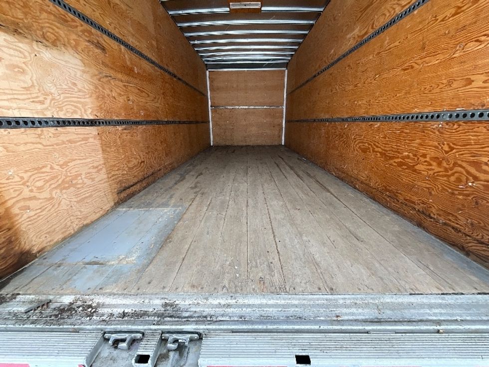 Light Duty Box Truck-Light and Medium Duty Trucks-Isuzu-2020-NPR EFI-Boucherville-PQ-299,845\n\t\tkm-$ 25,000 - Image 10