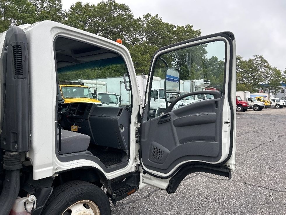 Light Duty Box Truck-Light and Medium Duty Trucks-Isuzu-2020-NPR EFI-Braintree-MA-109,336\n\t\tmiles-$ 35,000 - Image 20