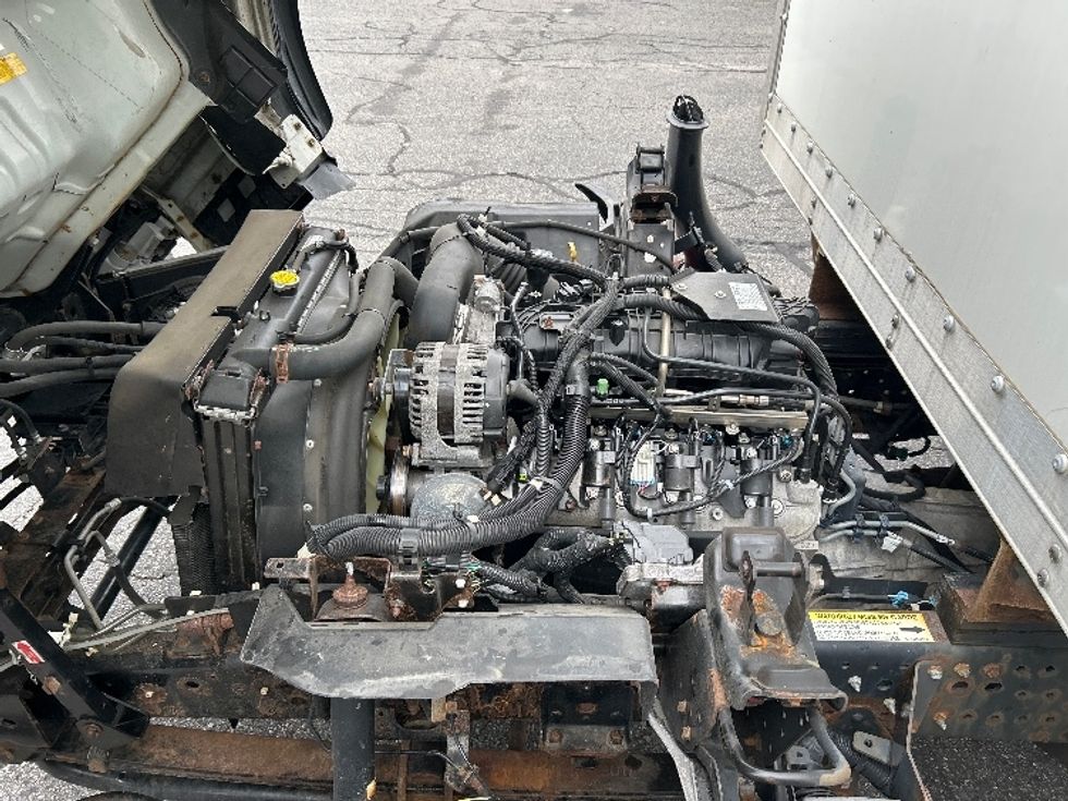 Light Duty Box Truck-Light and Medium Duty Trucks-Isuzu-2020-NPR EFI-Braintree-MA-109,336\n\t\tmiles-$ 35,000 - Image 24