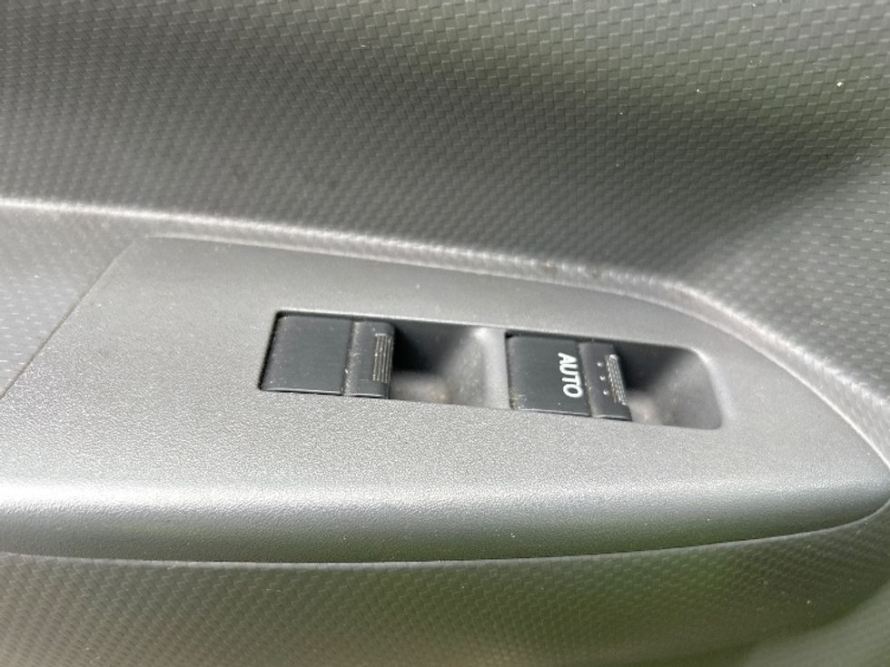 Light Duty Box Truck-Light and Medium Duty Trucks-Isuzu-2020-NPR EFI-Braintree-MA-109,336\n\t\tmiles-$ 35,000 - Image 25