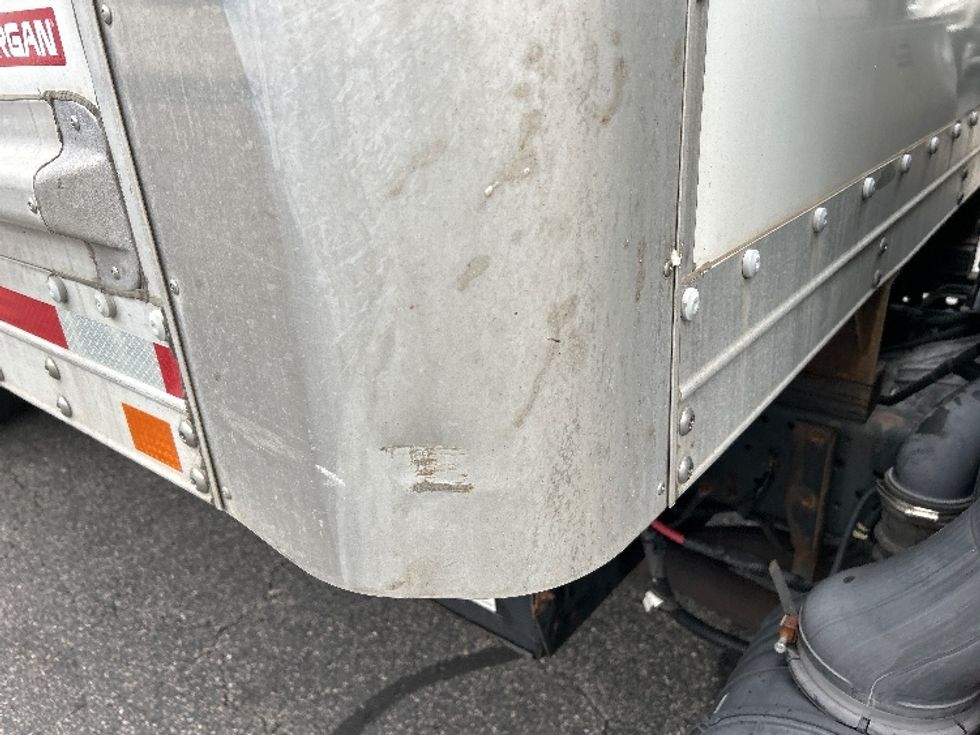 Light Duty Box Truck-Light and Medium Duty Trucks-Isuzu-2020-NPR EFI-Braintree-MA-109,336\n\t\tmiles-$ 35,000 - Image 29