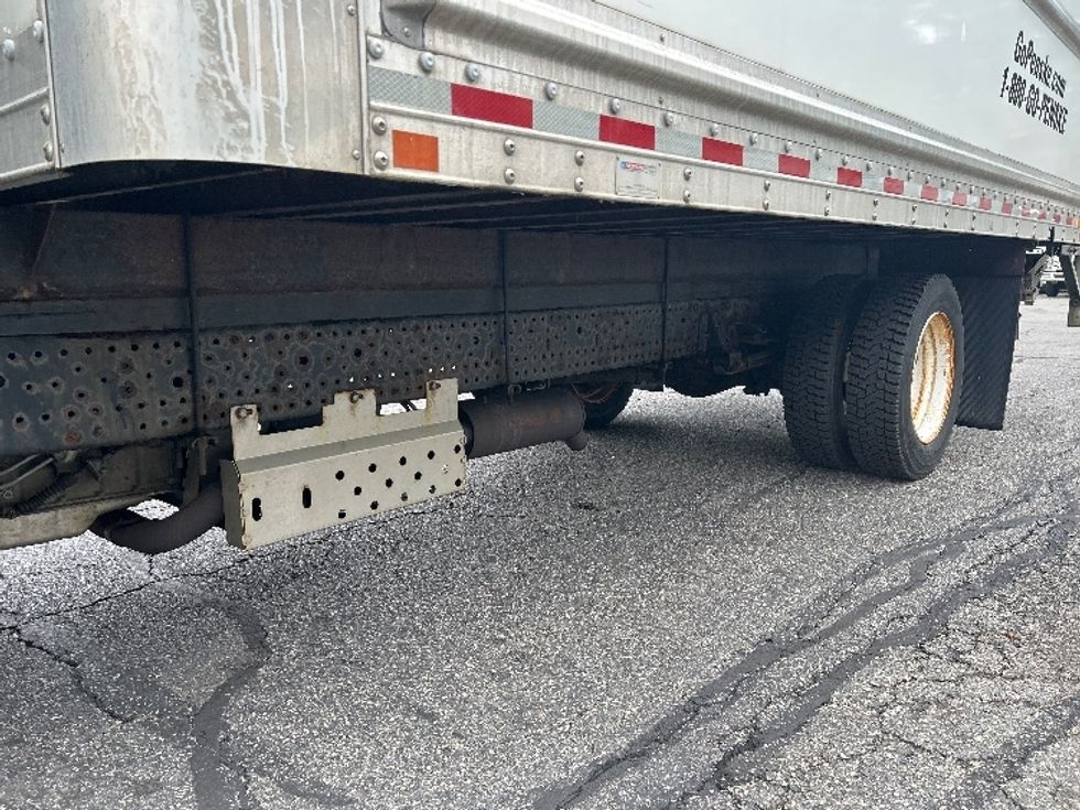 Light Duty Box Truck-Light and Medium Duty Trucks-Isuzu-2020-NPR EFI-Braintree-MA-109,336\n\t\tmiles-$ 35,000 - Image 5