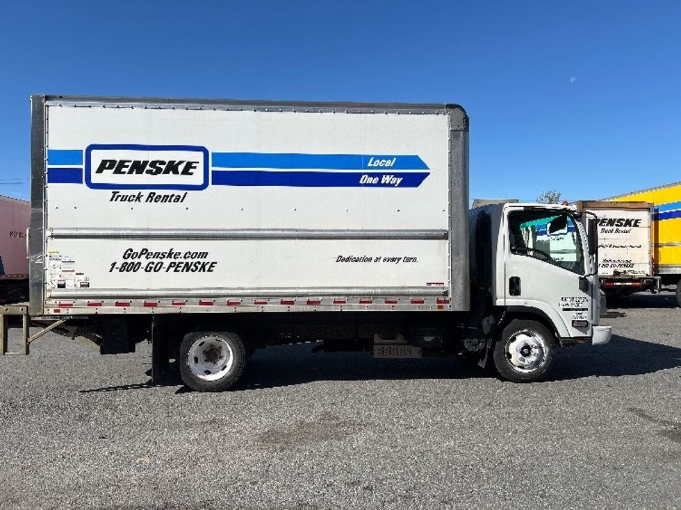 Light Duty Box Truck-Light and Medium Duty Trucks-Isuzu-2020-NPR EFI-Braintree-MA-150,643\n\t\tmiles-$ 28,500 - Image 16