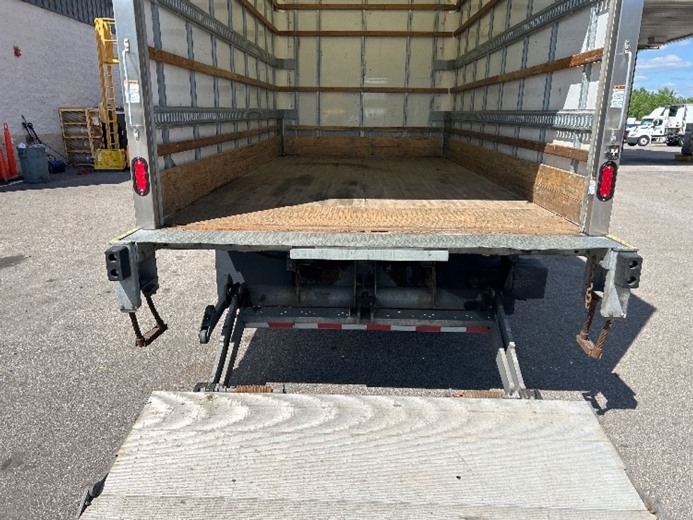 Light Duty Box Truck-Light and Medium Duty Trucks-Isuzu-2020-NPR EFI-Brooklyn Park-MN-110,205\n\t\tmiles-$ 36,000 - Image 10