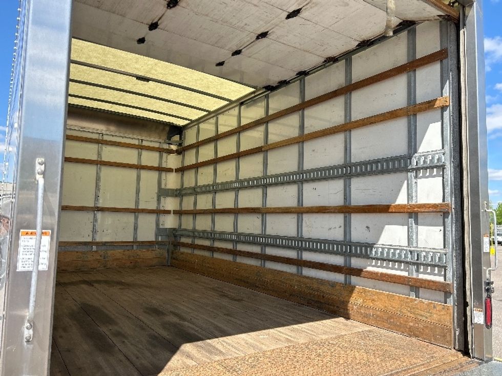 Light Duty Box Truck-Light and Medium Duty Trucks-Isuzu-2020-NPR EFI-Brooklyn Park-MN-110,205\n\t\tmiles-$ 36,000 - Image 12