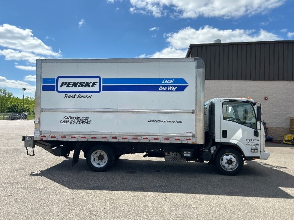 Light Duty Box Truck-Light and Medium Duty Trucks-Isuzu-2020-NPR EFI-Brooklyn Park-MN-110,205\n\t\tmiles-$ 36,000 - Image 15