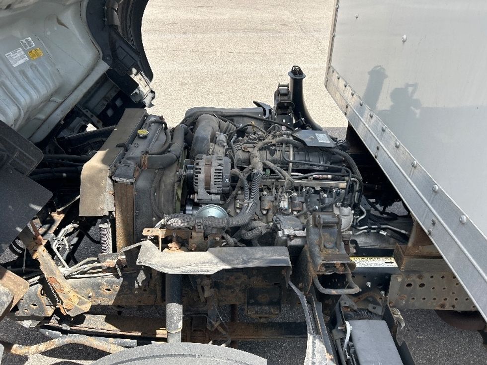 Light Duty Box Truck-Light and Medium Duty Trucks-Isuzu-2020-NPR EFI-Brooklyn Park-MN-110,205\n\t\tmiles-$ 36,000 - Image 23