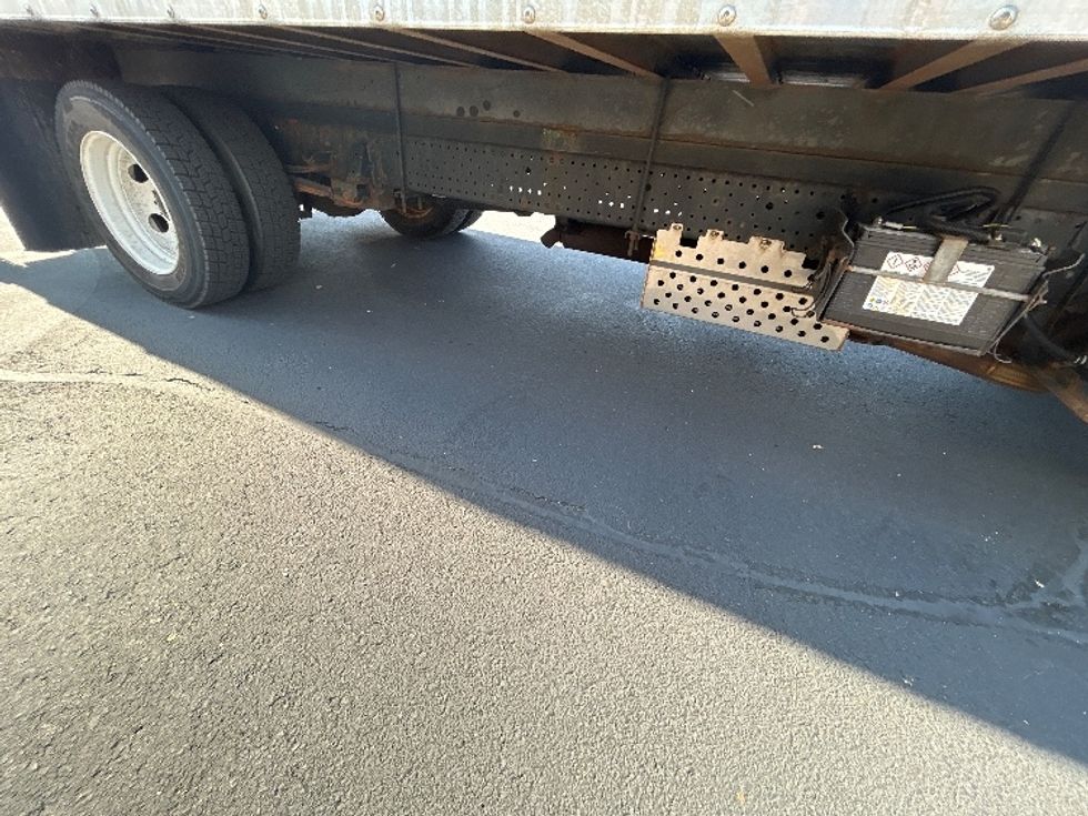 Light Duty Box Truck-Light and Medium Duty Trucks-Isuzu-2020-NPR EFI-Brooklyn Park-MN-94,121\n\t\tmiles-$ 36,500 - Image 14