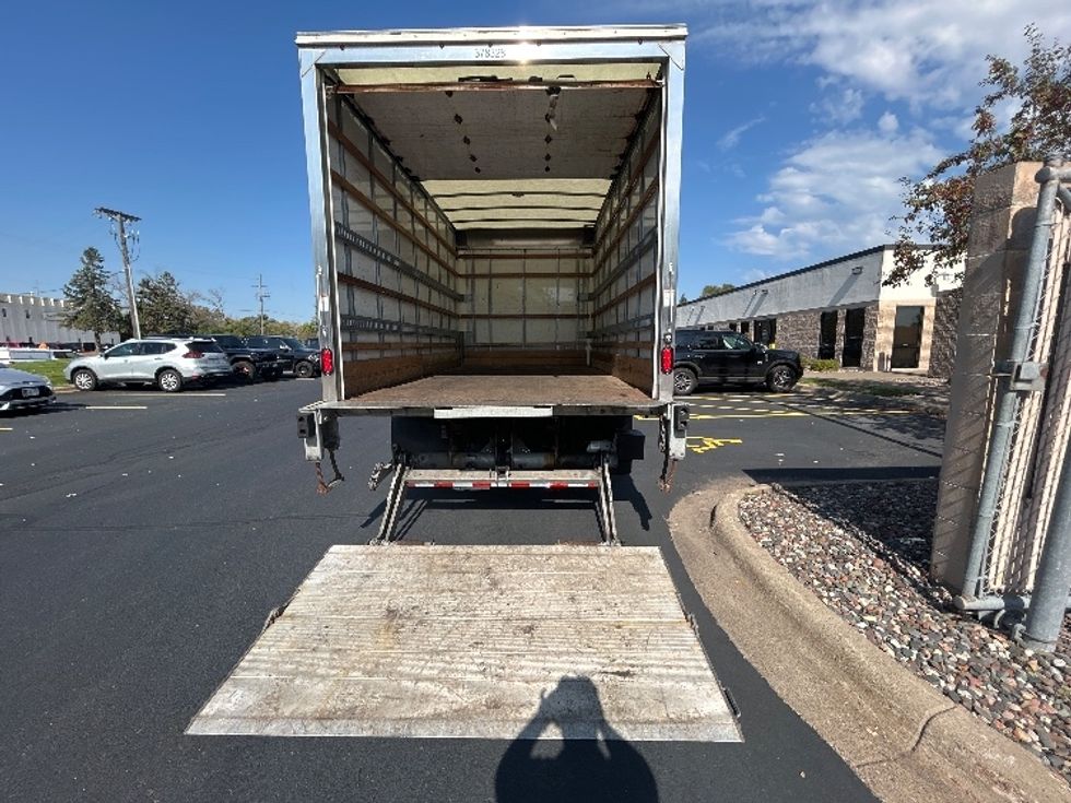 Light Duty Box Truck-Light and Medium Duty Trucks-Isuzu-2020-NPR EFI-Brooklyn Park-MN-94,121\n\t\tmiles-$ 36,500 - Image 9